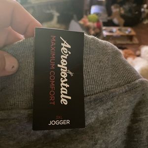 2 pair mens 3xl Aeropostale joggers both new